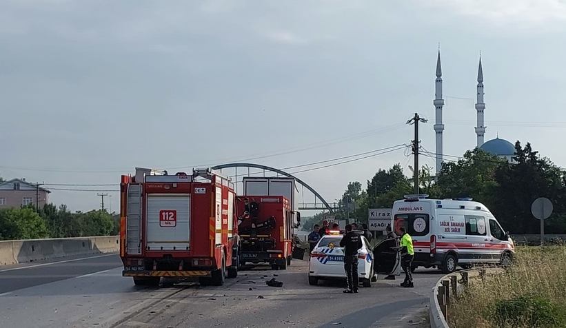 23-yasindaki-genc-kagit-gibi-ezilen-otomobilde-olduvhzksgfdb2