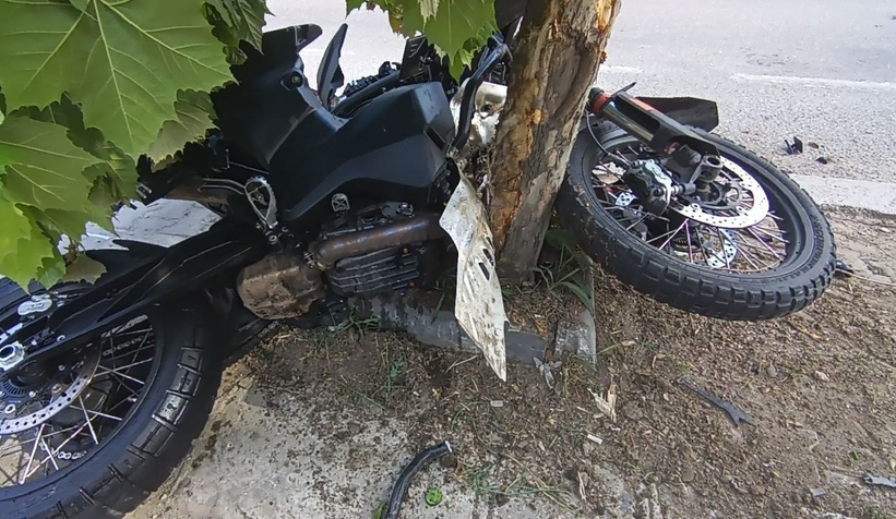 23-yasindaki-motosikletli-gencin-feci-olumuk3funefqyj