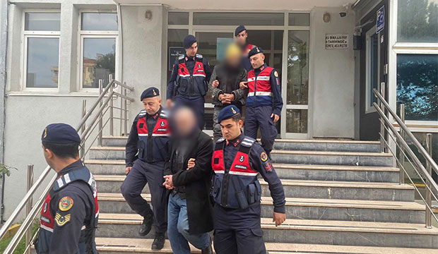 3-ayri-suctan-16-yil-hapis-cezasi-vardi-yakalandiukr0k1rjvw
