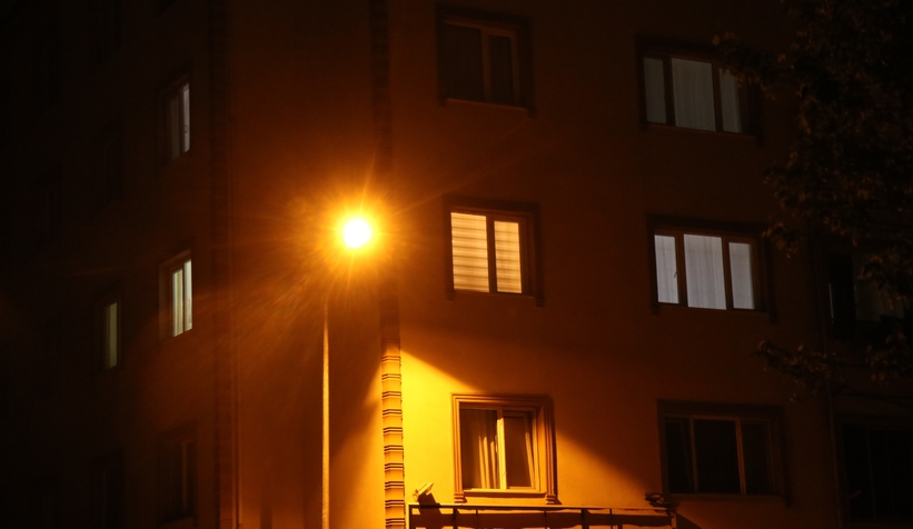 3-kisinin-oldugu-aile-faciasindan-fotograflaremkrofdeah