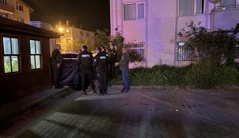 3-kisinin-oldugu-aile-faciasindan-fotograflaremkrofdeah