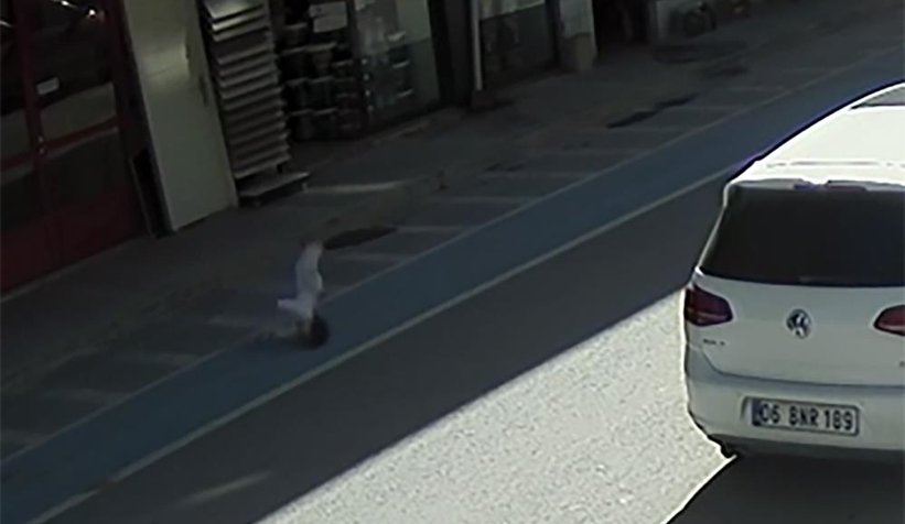 3 yaşındaki çocuk 4’üncü kattan böyle düştü