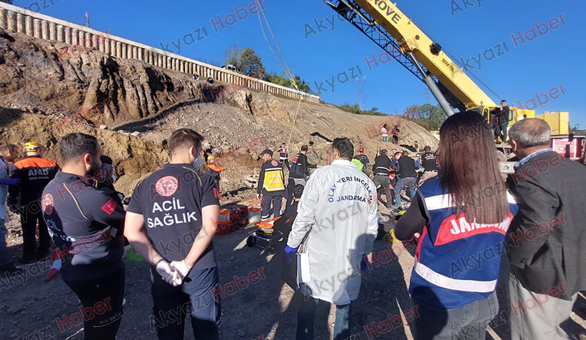 30-metrelik-kuyuya-dusen-isciden-aci-haber-cansiz-bedeni-cikarildiylj6mme1sg