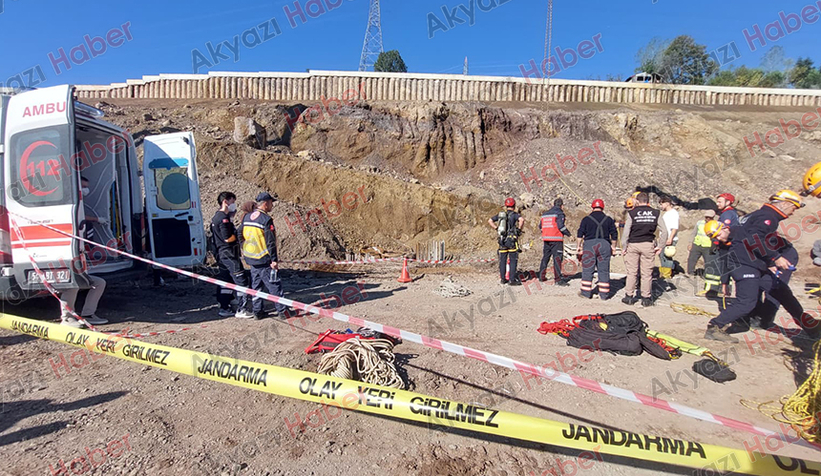 30-metrelik-kuyuya-dusen-isciden-aci-haber-cansiz-bedeni-cikarildiylj6mme1sg