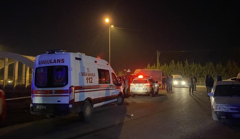 Peşindeki kişilerden kaçmak için Sakarya Nehri’ne atladı kayboldu