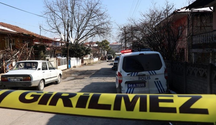 33 kişi karantinada, polis giriş çıkışı kapadı