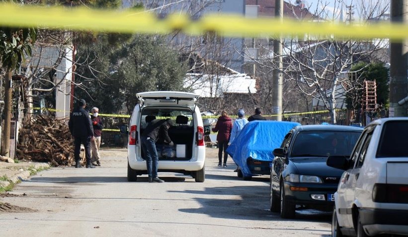 33 kişi karantinada, polis giriş çıkışı kapadı