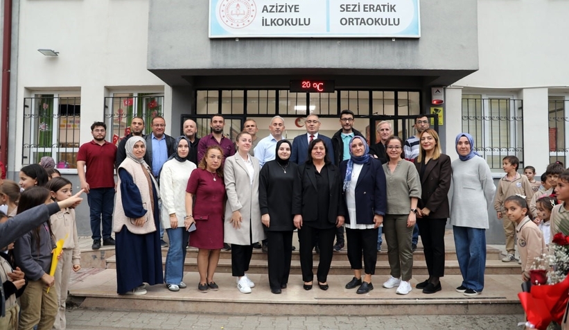 39-yillik-egitimci-gozyaslari-ile-veda-ettirndpzffuk3