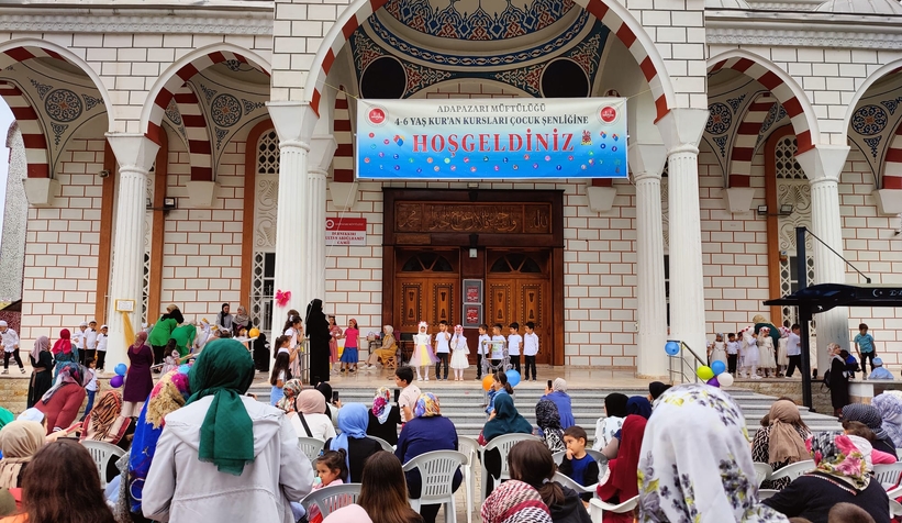 4-6 Yaş Kur'an Kursu öğrencilerinin yıl sonu etkinliği