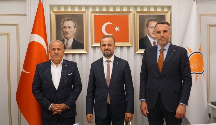 4 ilçede mevcut başkanlarla yola devam