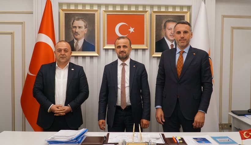 4 ilçede mevcut başkanlarla yola devam