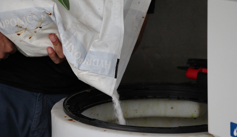 40 dönümü 1 saatte sulayıp gübreliyor