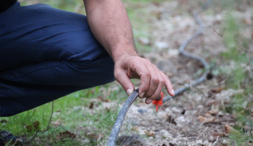 40 dönümü 1 saatte sulayıp gübreliyor