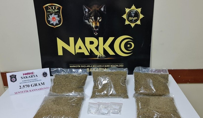 5 kilo bonzai ile yakalandılar