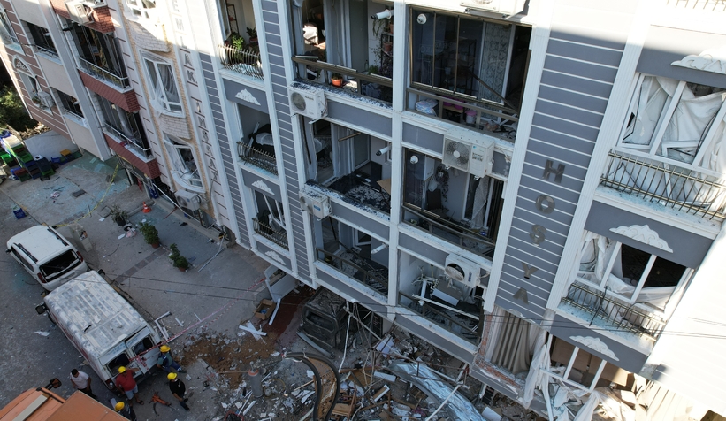 5 kişinin öldüğü 57 kişinin yaralandığı patlamadan fotoğraflar