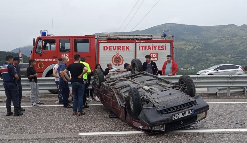 54 plakalı otomobilin karıştığı kaza: 8 yaralı