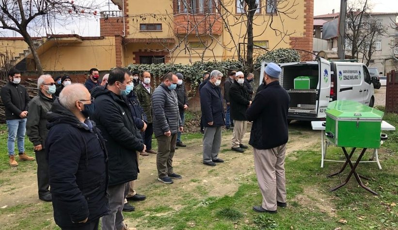 57 yıllık karı koca 5 saat arayla vefat ettiler