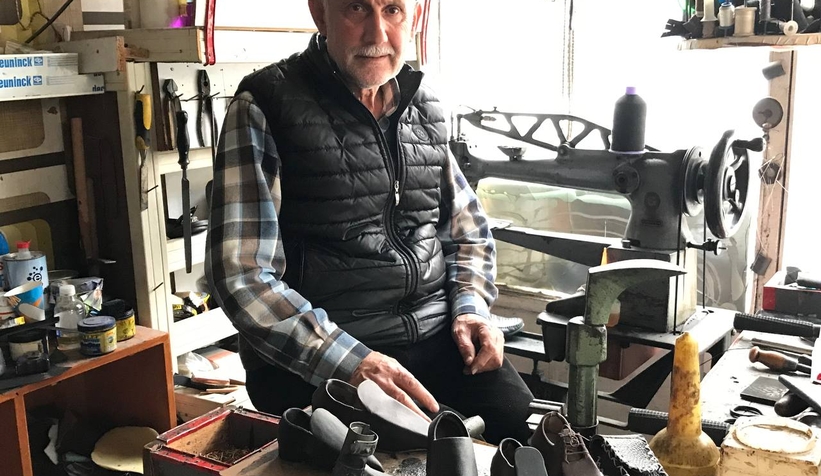 59 yıllık deri ustası teknolojiye inat mesleğini yaşatıyor