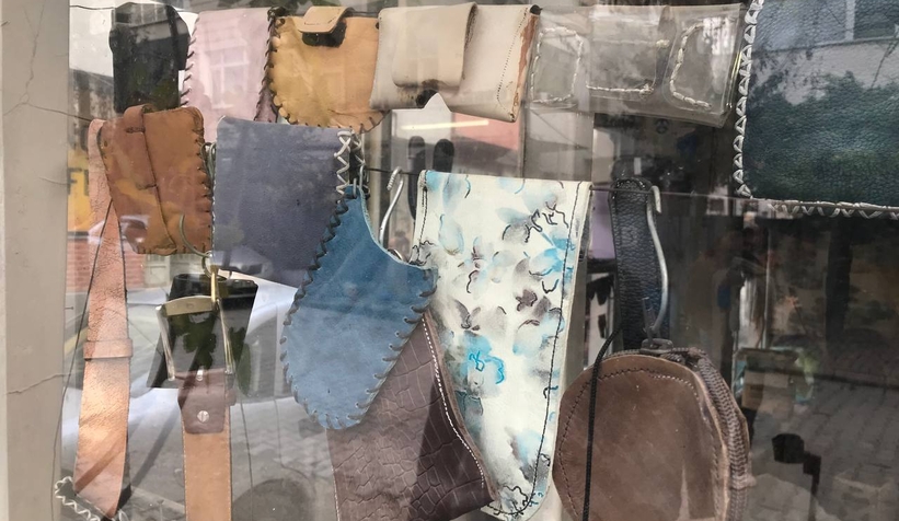 59 yıllık deri ustası teknolojiye inat mesleğini yaşatıyor