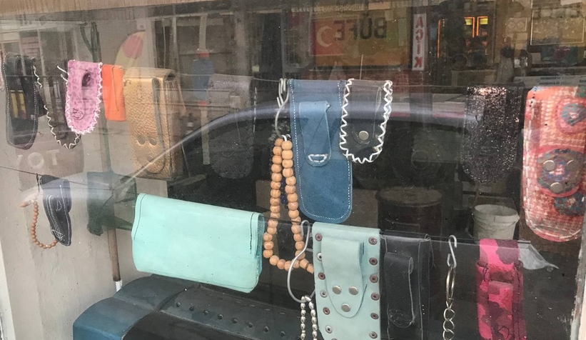 59 yıllık deri ustası teknolojiye inat mesleğini yaşatıyor