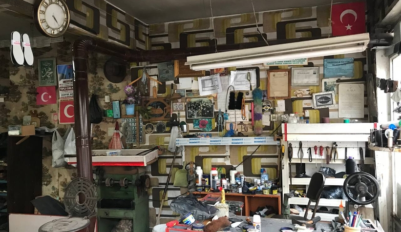 59 yıllık deri ustası teknolojiye inat mesleğini yaşatıyor