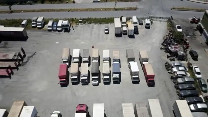 6 ilde kaçak yedek parça operasyonu: 60 kamyon ürün ele geçirildi