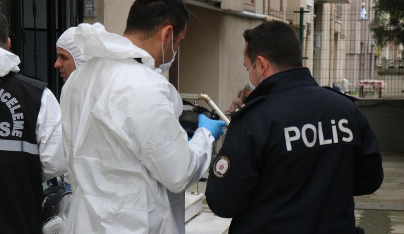 62 yaşındaki kadın çöp evde ölü bulundu