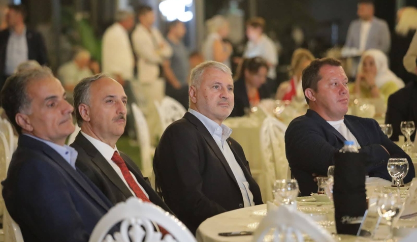 8-psb-anatolia-fuari-nda-katilimcilar-yemekte-bulustuwkn4zwjeyk