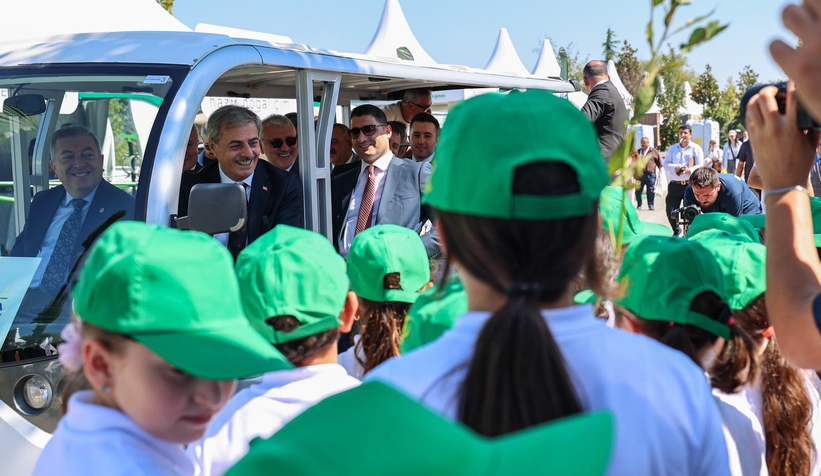 8-uluslararasi-peyzaj-sus-bitkileri-fuari-kapilarini-actiehpbwhbmvx