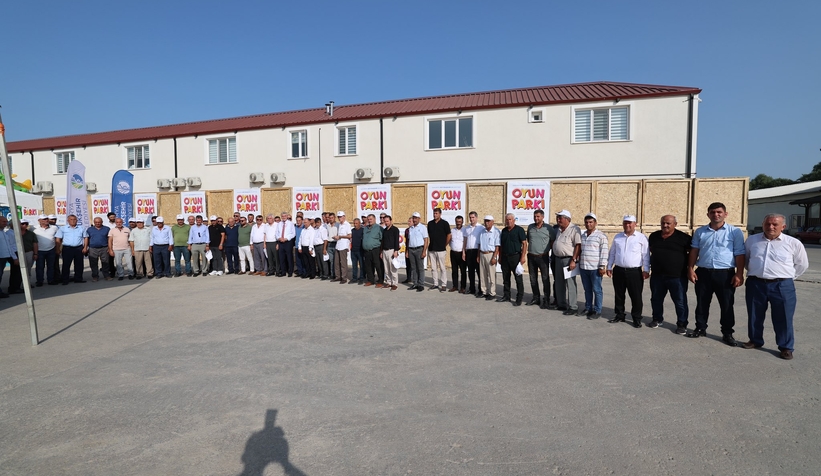 81 mahalleye oyun grupları teslim edildi