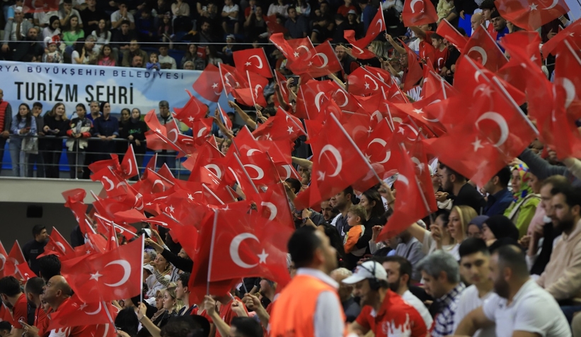a-milli-erkek-hentbol-takimi-italyayi-maglup-ettirgpormdotz