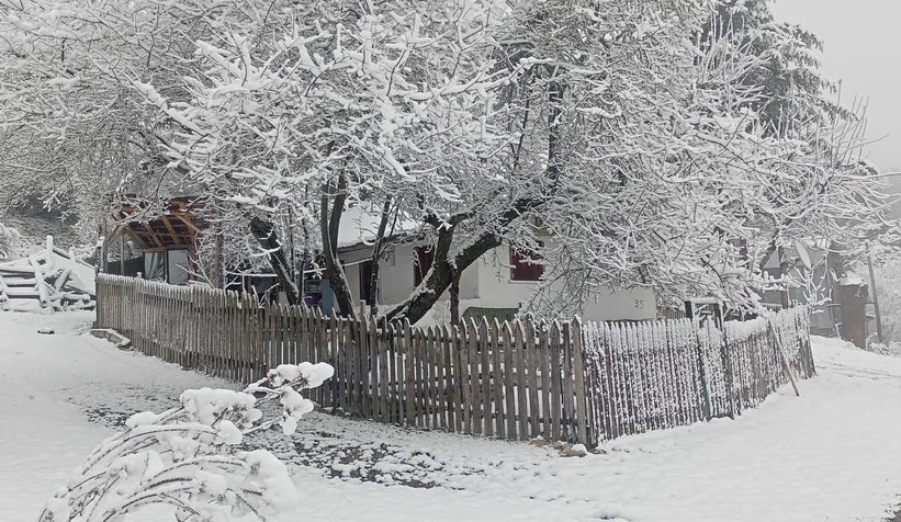 Abant'ta kar kalınlığı 10 santimetreye ulaştı