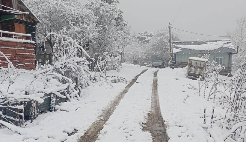 Abant'ta kar kalınlığı 10 santimetreye ulaştı
