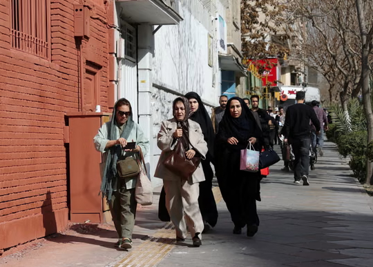 ABD, İsrail İran'ı vurdu; İran füzeler ve dronlarla karşılık verdi; İşte gelişmeler