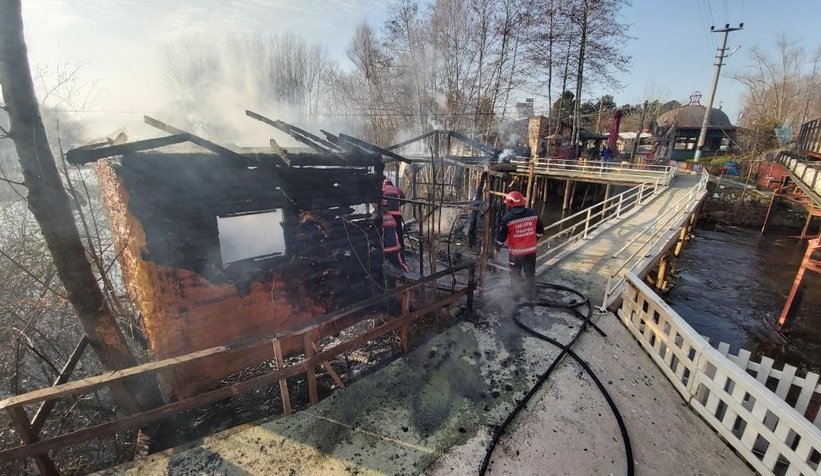 Acarlar Longozunda baraka yandı