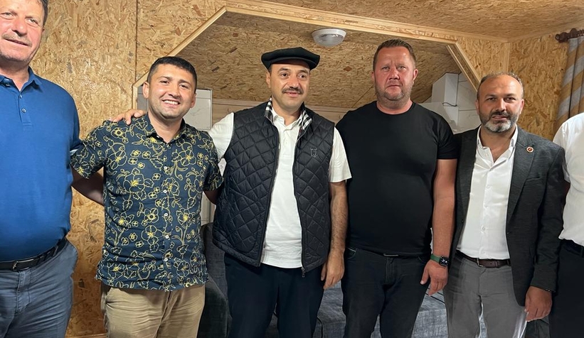 acelle-yaylasi-senlikleri-nde-agaligi-omer-peker-ve-recep-yilmaz-aldisdhqyvavz2