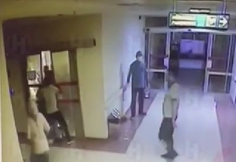 Acilde olay; Birbirine kattılar