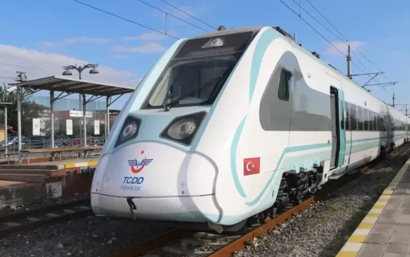 ada-ekspresinin-sefer-saatleri-degistisu84n0fywf