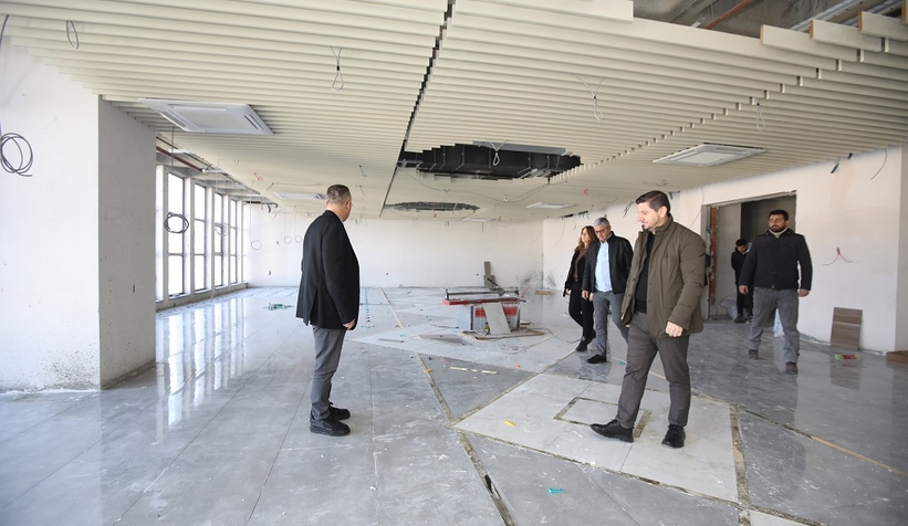 Ada Pazar Güneşler açılışa çok yakın