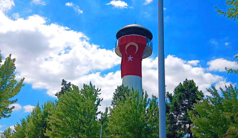 Adakule’ye dev Türk Bayrağı