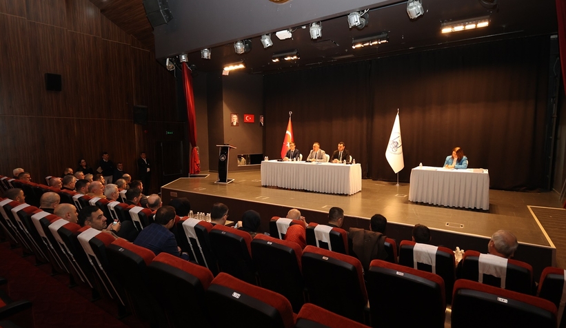 adapazari-belediye-meclisi-yilin-ilk-toplantisini-yaptiquvkexmrk0