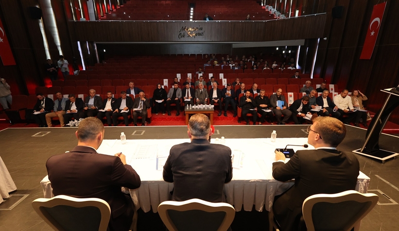 adapazari-belediyesi-meclis-toplantisi-yapildidhpevs9oek
