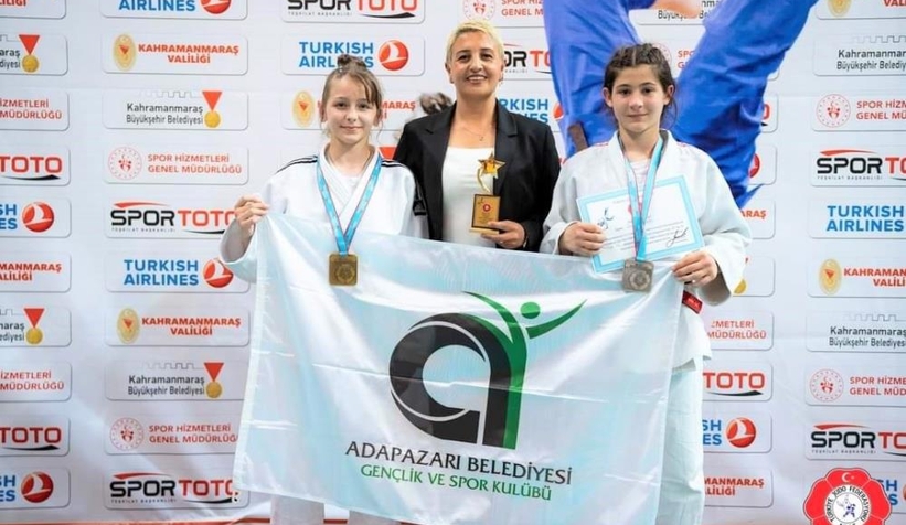 Adapazarı Belediyesi sporcularından bir şampiyonluk daha