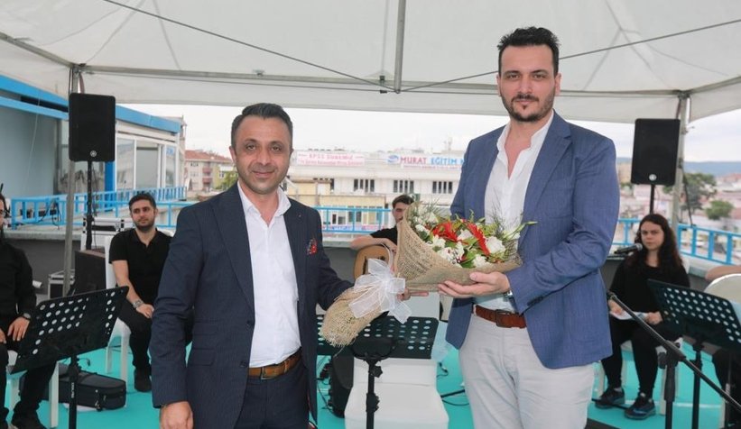 Adapazarı Belediyesi’nde kahramanlık türküleri