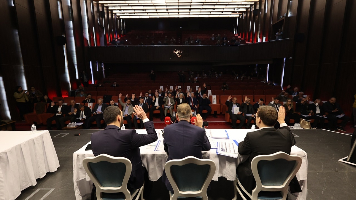 Adapazarı Meclisi toplandı