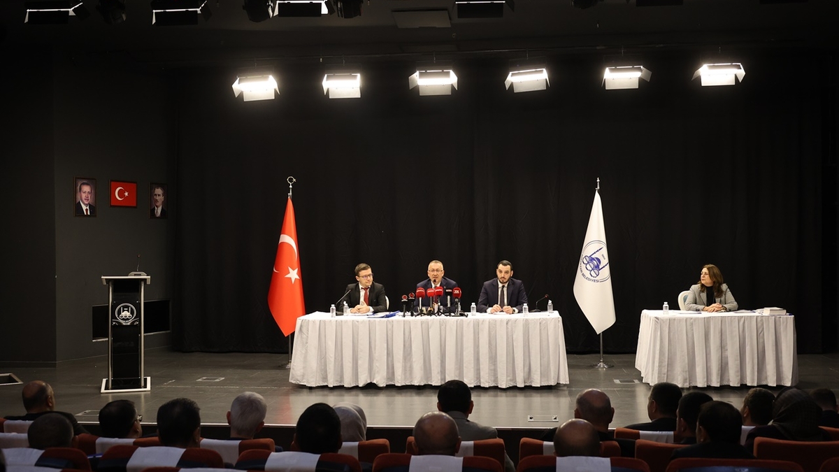 Adapazarı Meclisi toplandı