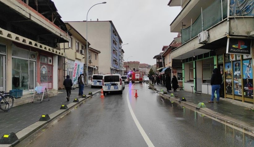 Dedikodu kavgasında eşini bıçaklayıp silahla vurdu