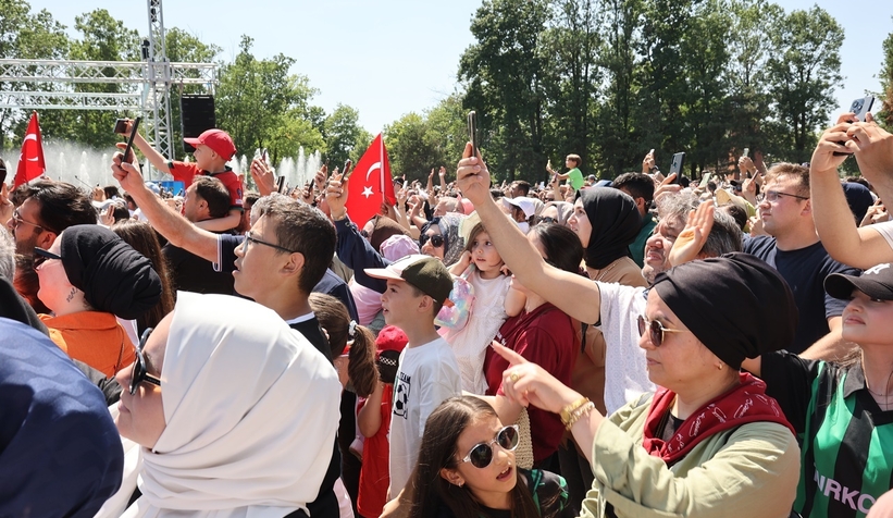 adapazari-nda-kurtulus-coskusuzeo3rgiydn