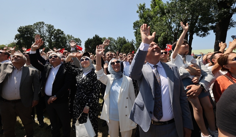 adapazari-nda-kurtulus-coskusuzeo3rgiydn