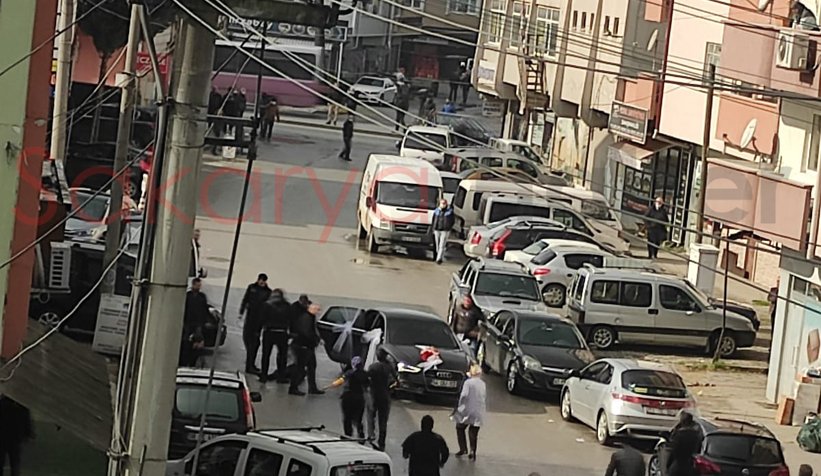adapazari-nda-silahli-catisma-yaralilar-varqjzrrjjqck